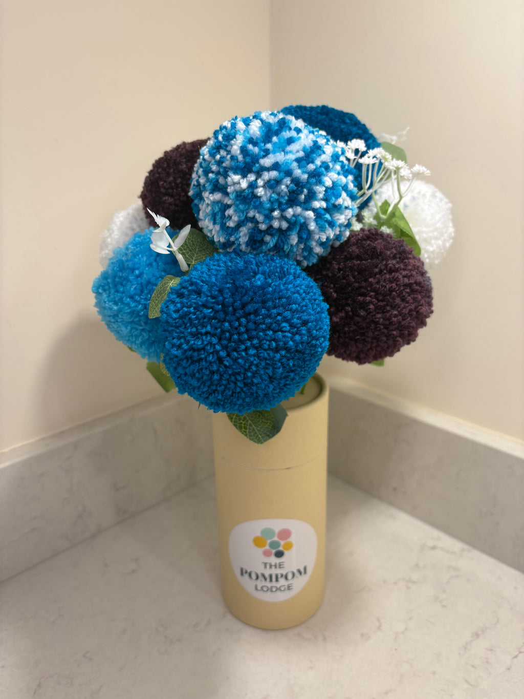 Pom-Pom Gift Bouquet