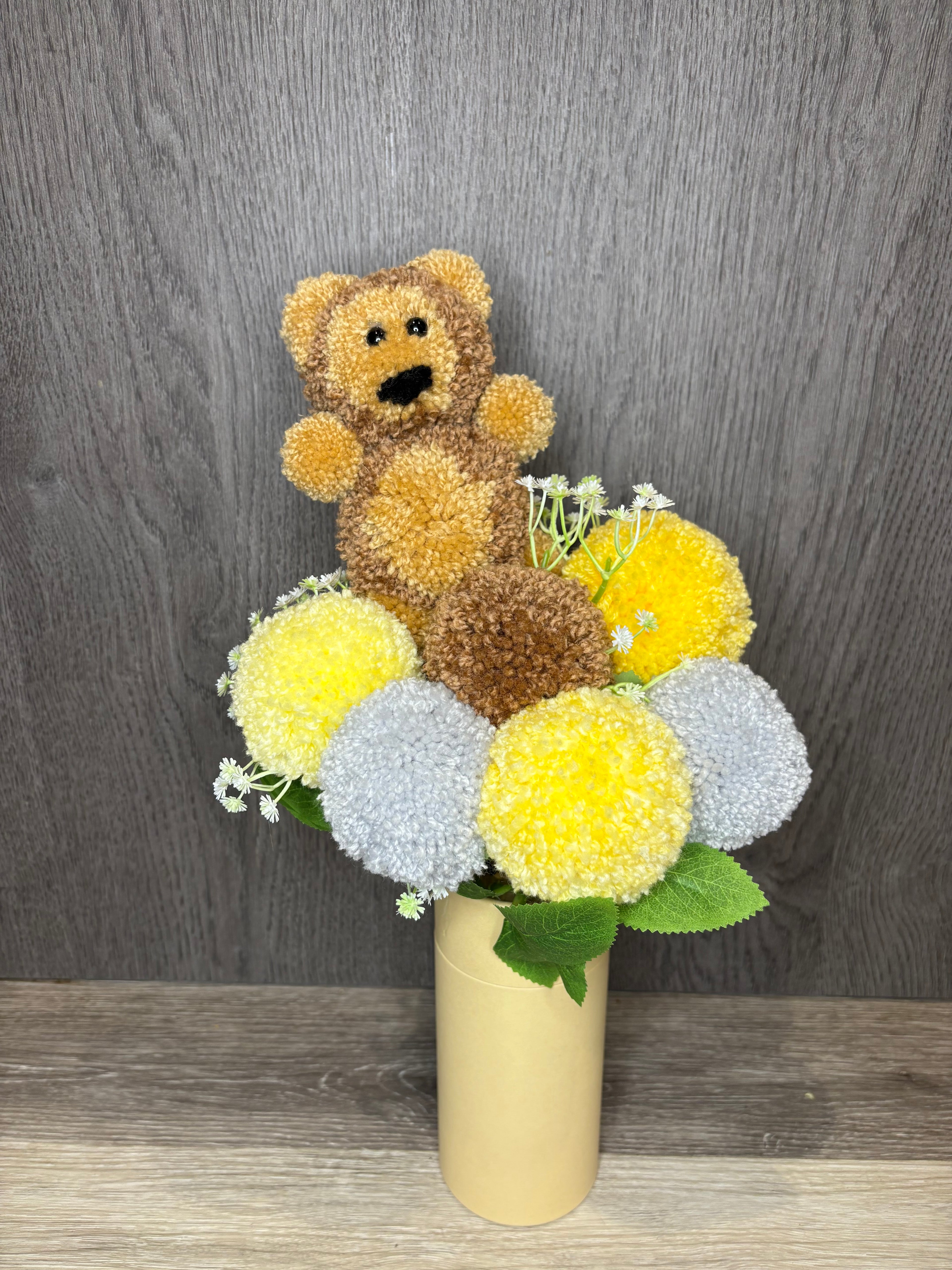 New baby bouquet with bear