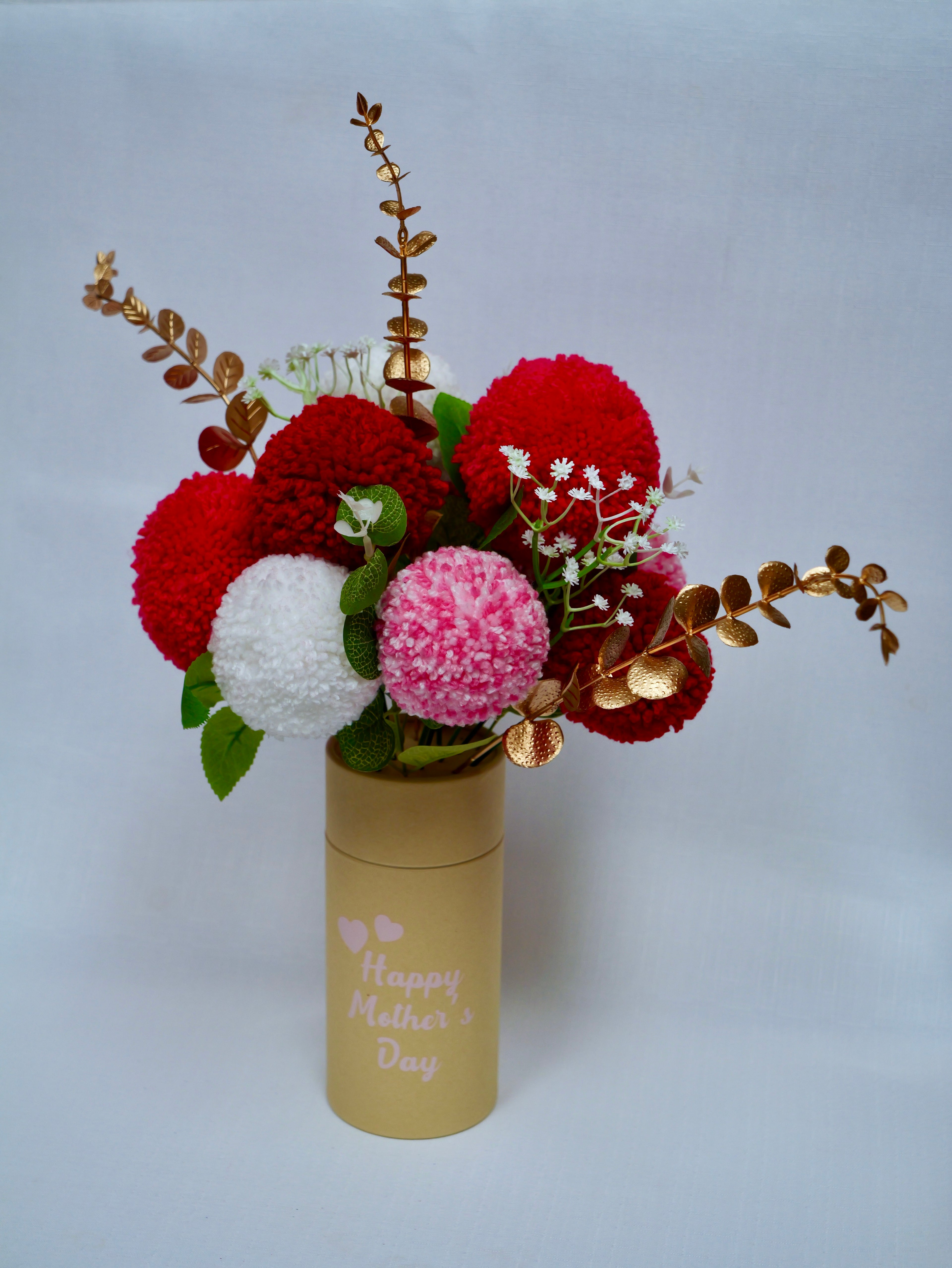 Pom-Pom Gift Bouquet