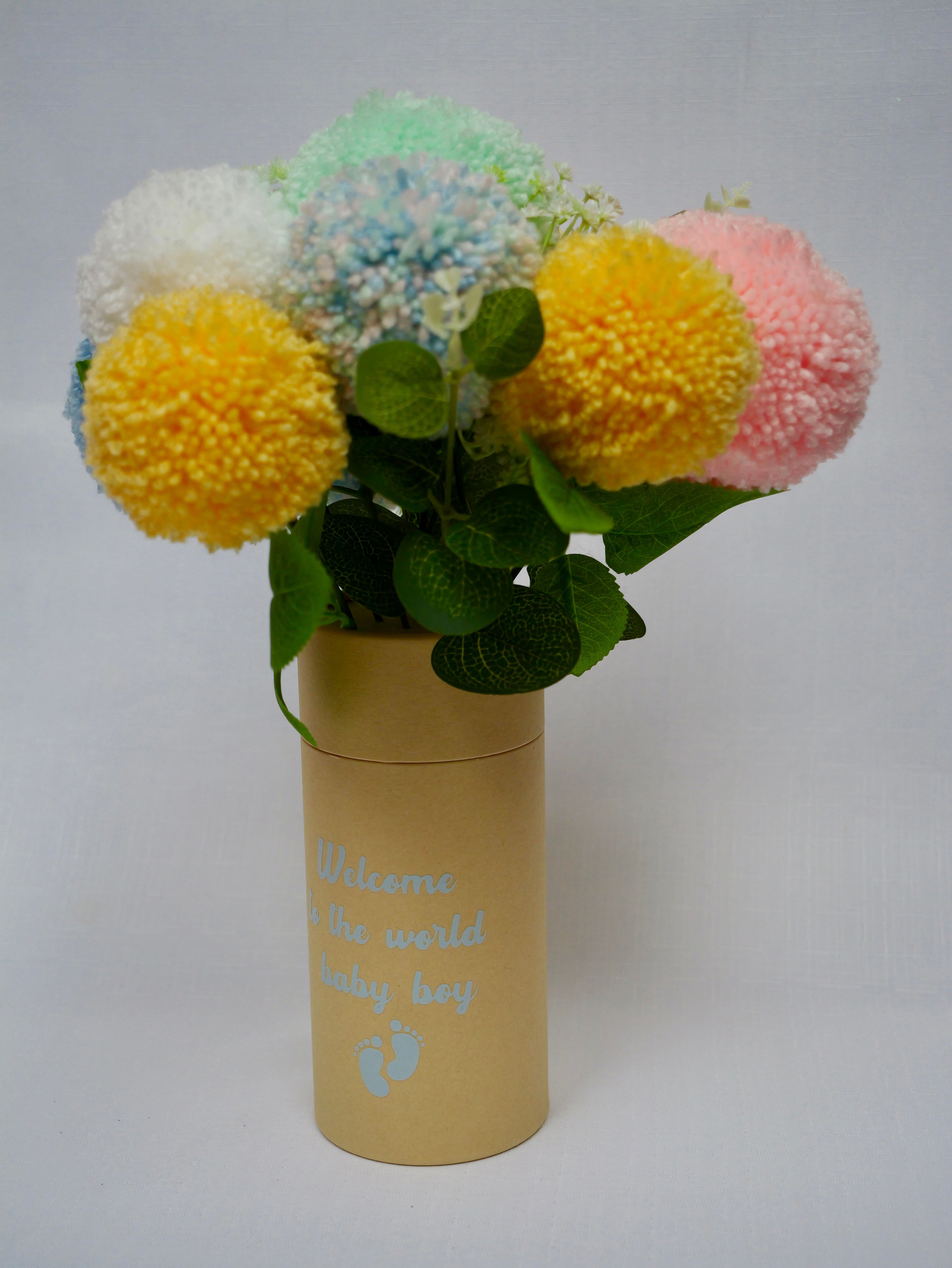 Pom-Pom Gift Bouquet