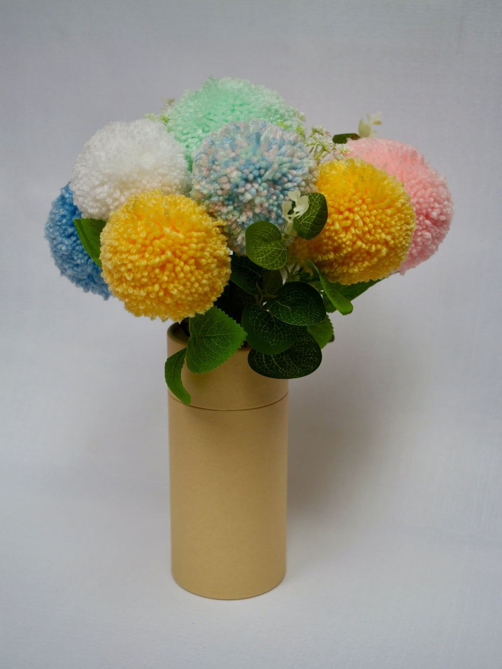 Pom-Pom Gift Bouquet